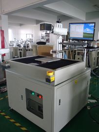 中国 専門 50W 金属レーザーの印機械、交差の移動ワーク テーブル サプライヤー